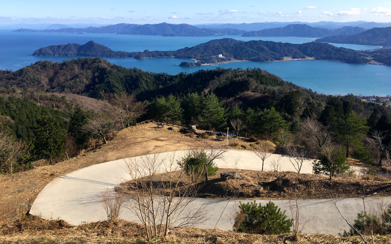 Hairpin turn road at Amanohashidate, Kyoto. Kat Callahan/Jalopnik